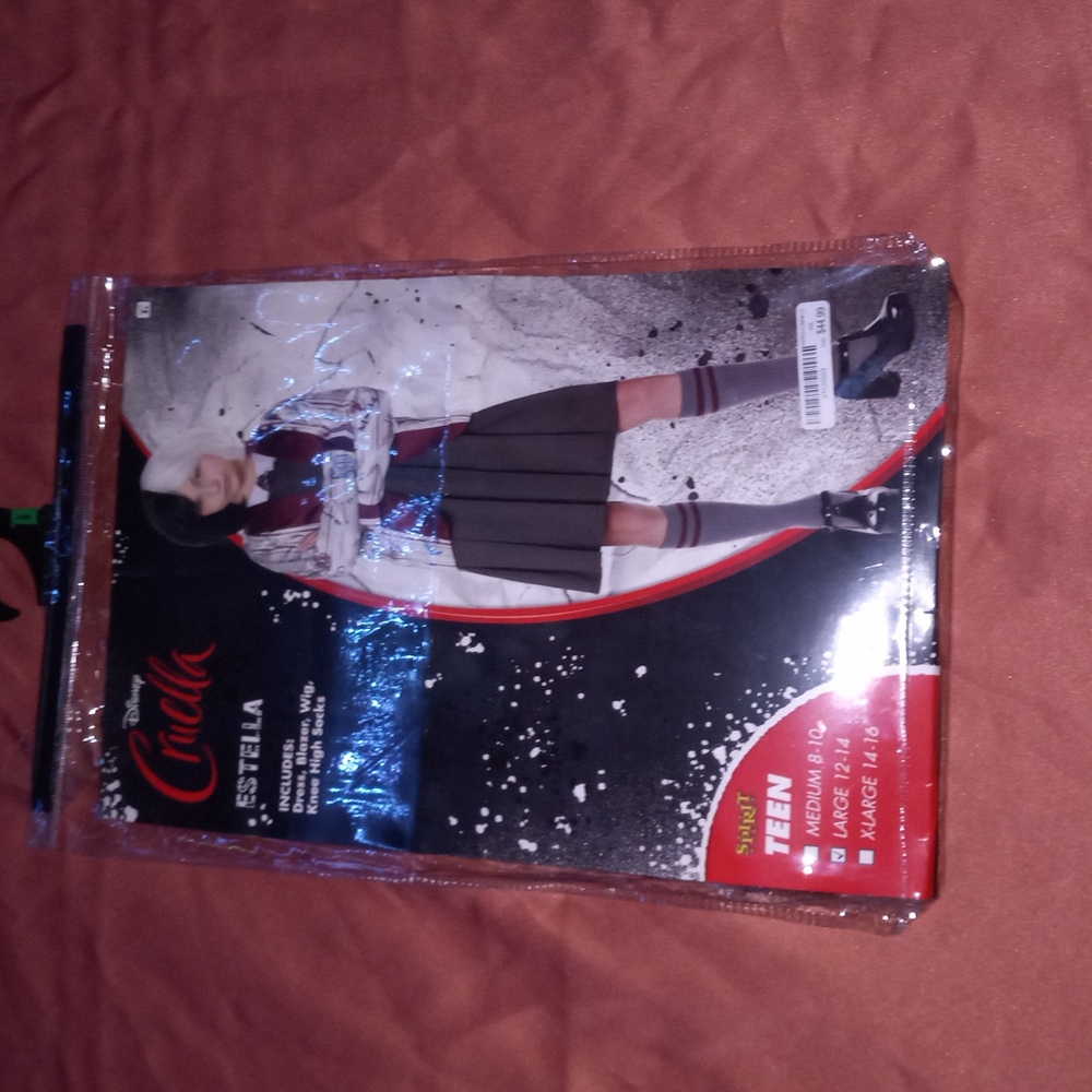 Cruella/Estella coustume